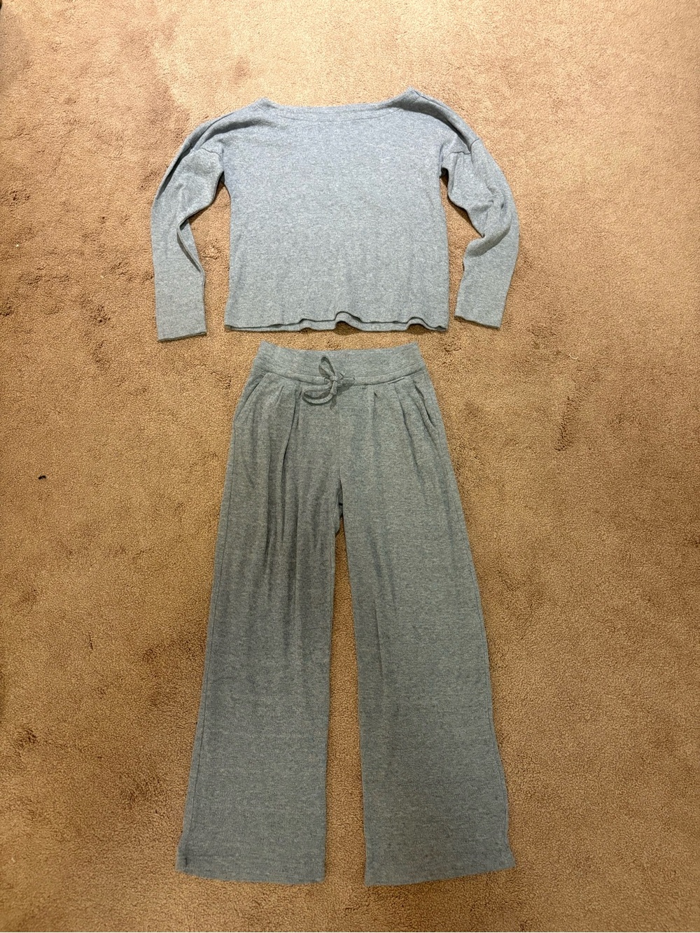 La Vie En Rose Soft Grey Crew Neck Sweater Set size xs